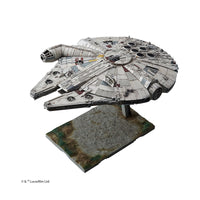 Bandai Millennium Falcon 1/144