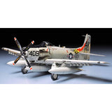 Douglas A-1H Skyraider US Navy 1/48