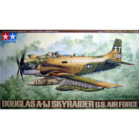 Douglas A-1J Skyraider USAF 1/48